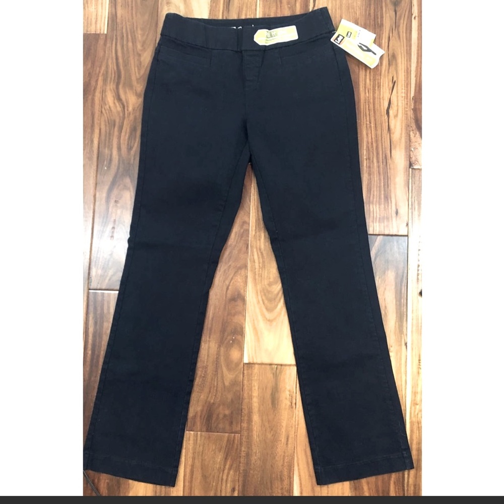 Lee Women's Pull-On Jeans Size 8 Dark Wash Denim Cotton Spandex Bootcut NWT